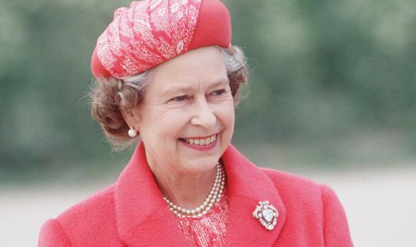 这是伊丽莎白女王在巴尔莫勒尔一直坚持的奇怪的卧室习惯