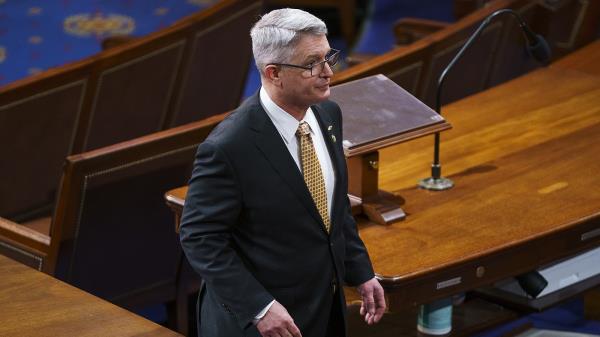 纽约州众议员布兰登·威廉姆斯因心脏手术并发症住院