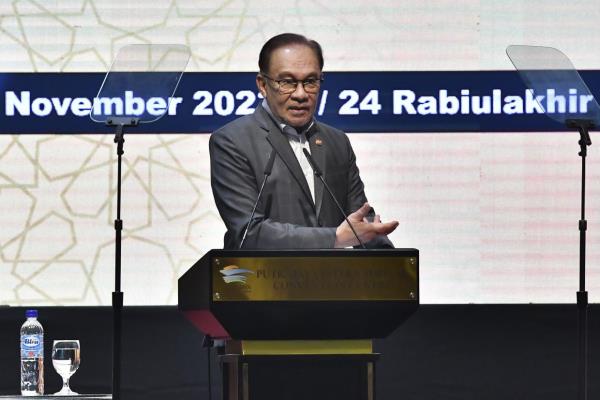 总理说,腐败和浪费对穷人和需要帮助的人有分配效应 总理说,腐败和浪费对穷人和需要帮助的人有分配效应