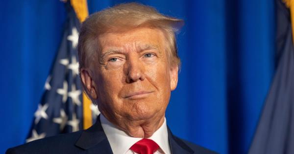 前工作人员称,特朗普对与伊万卡发生性关系发表了令人不安的言论 前工作人员称,特朗普对与伊万卡发生性关系发表了令人不安的言论