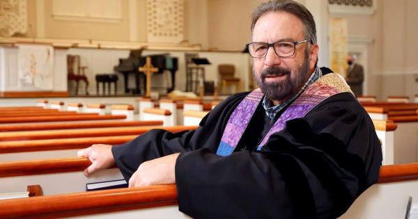 对lgbtq友好的教堂同意被南方浸信会开除 对lgbtq友好的教堂同意被南方浸信会开除