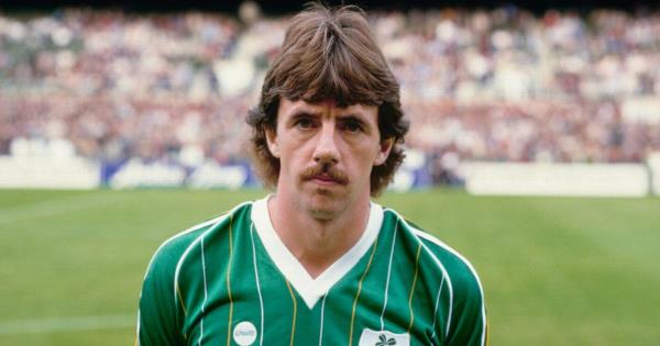 荷兰vs爱尔兰:马克·劳伦森带领绿衣男孩队横扫鹿特丹的那天 荷兰vs爱尔兰:马克·劳伦森带领绿衣男孩队横扫鹿特丹的那天