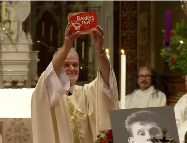 OFFERTORY GIFT: Barry’s Tea