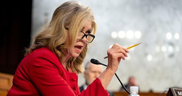 共和党参议员玛莎·布莱克本提出了关于泰坦尼克号潜艇和亨特·拜登的阴谋论 共和党参议员玛莎·布莱克本提出了关于泰坦尼克号潜艇和亨特·拜登的阴谋论