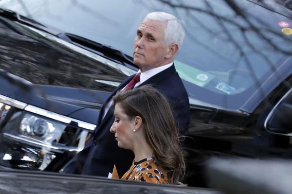 报道:在前副总统迈克·彭斯位于印第安纳州的家中发现了机密文件 报道:在前副总统迈克·彭斯位于印第安纳州的家中发现了机密文件