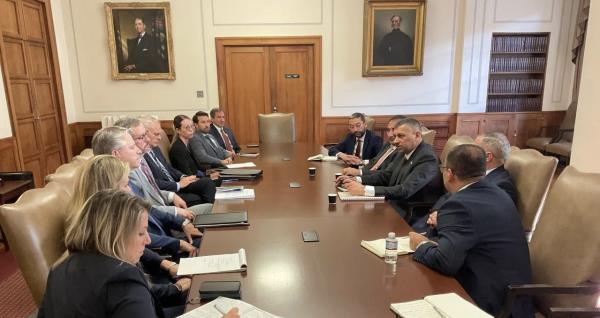 辅助神器“雀神广东麻将开挂神器”开挂(透视)辅助教程 辅助神器“雀神广东麻将开挂神器”开挂(透视)辅助教程