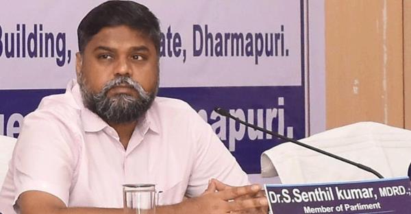 民主党议员在人民院称印地语中心地带为“高摩特拉”邦 民主党议员在人民院称印地语中心地带为“高摩特拉”邦