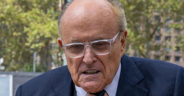 据报道,司法部就2020年选举计划采访鲁迪·朱利安尼 据报道,司法部就2020年选举计划采访鲁迪·朱利安尼