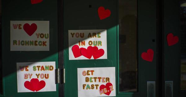 实测辅助“新世界大厅透视辅助软件”(曝光透视必备猫腻) 实测辅助“新世界大厅透视辅助软件”(曝光透视必备猫腻)