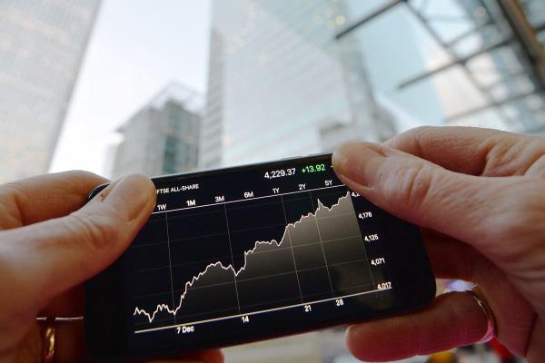 民主党闹剧，法官开支，汽车收藏：阿拉巴马州