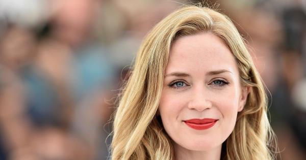 乌克兰首都的周末跳蚤市场在战争中幸存下来 乌克兰首都的周末跳蚤市场在战争中幸存下来