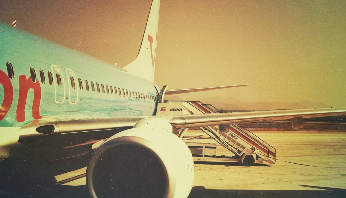 爸爸说,北卡罗来纳州的一名青少年在机场因使用旅行黑客来削减开支而被拘留 爸爸说,北卡罗来纳州的一名青少年在机场因使用旅行黑客来削减开支而被拘留