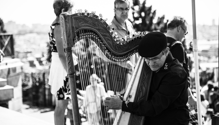 美国人在巴黎的神话 美国人在巴黎的神话