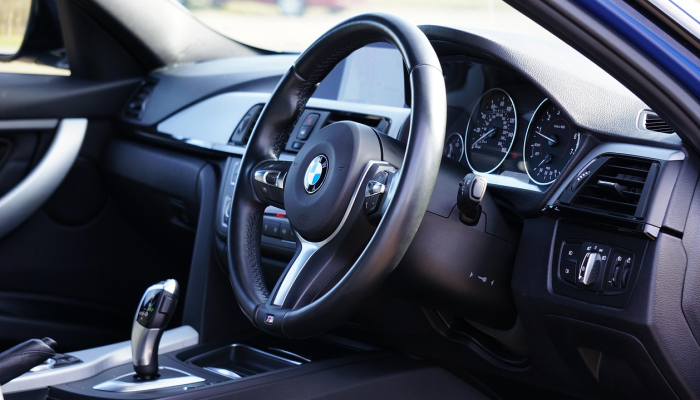 继机器人出租车扩张后，旧金山推出无人驾驶巴士服务