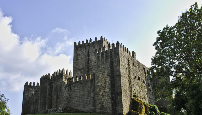 想领导石山、米尔堡或其他地区的城市或城镇吗？归档季节到了