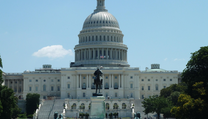 唐纳德·特朗普上诉法官决定将封口费案留在纽约州法院