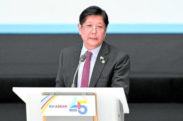 分享实测“七彩云南游戏辅助器!详细分享装挂步骤