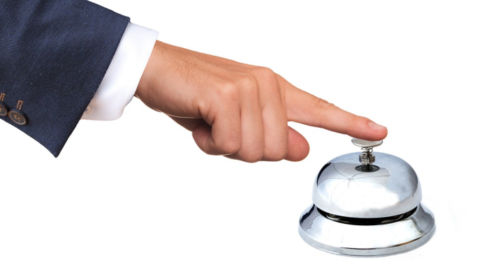 HGTV明星Mina Starsiak Hawk面临与家人一起工作的艰难后果 HGTV明星Mina Starsiak Hawk面临与家人一起工作的艰难后果