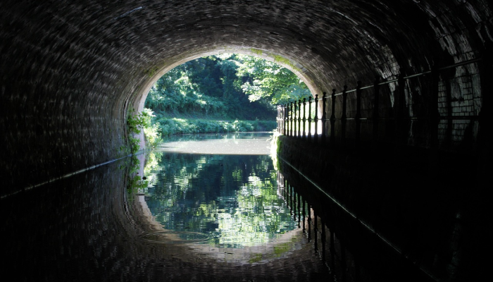 英国隧道淹水,欧洲之星取消列车 英国隧道淹水,欧洲之星取消列车