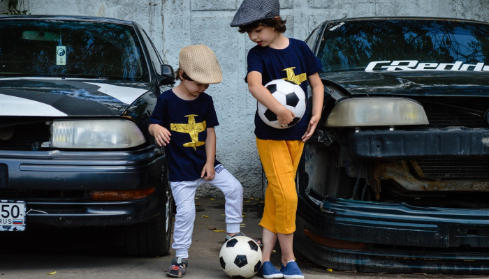 18岁的工人从屋顶跌落身亡联邦调查局说，死亡本来是可以避免的