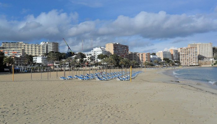 马略卡岛发生致命坍塌事件，餐厅露台未获许可