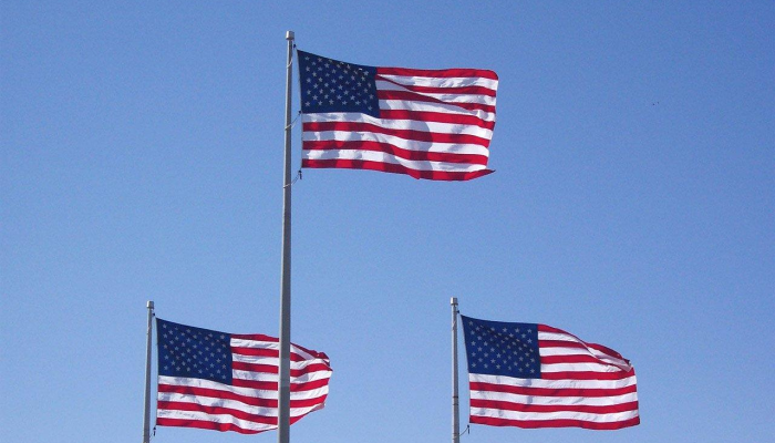 由于神奇四侠改期，佩德罗·帕斯卡退出了《野蛮人》导演的恐怖电影