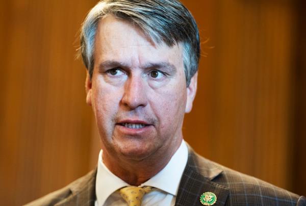 最新教你“大懒人娱乐开挂教程”(曝光透视必备猫腻)