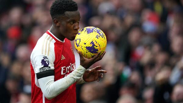 埃迪·恩凯提亚命中三球，阿森纳击败了谢菲尔德