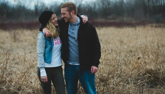 珍娜·布什·哈格表示，她在约会3个月后向丈夫求婚