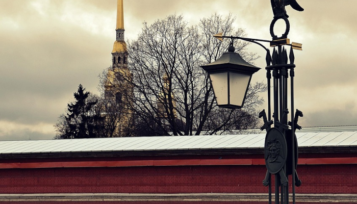 莫斯科对乌克兰进行空袭后,俄罗斯别尔哥罗德市发生炮击,造成21人死亡 莫斯科对乌克兰进行空袭后,俄罗斯别尔哥罗德市发生炮击,造成21人死亡