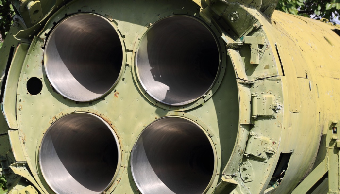 泽伦斯基说，乌克兰首次使用美国提供的远程导弹