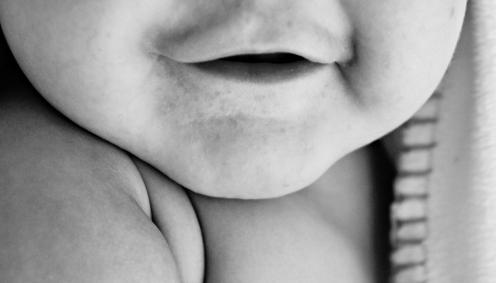 美国疾病控制与预防中心表示，婴儿应该服用最近批准的治疗呼吸道合胞病毒的药物