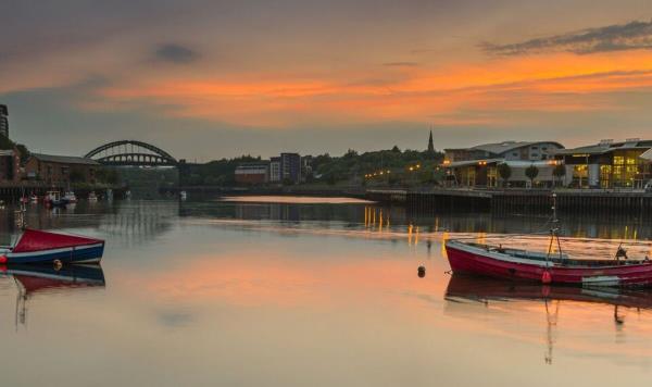 伊朗谴责美英对也门叛军的“任意”袭击