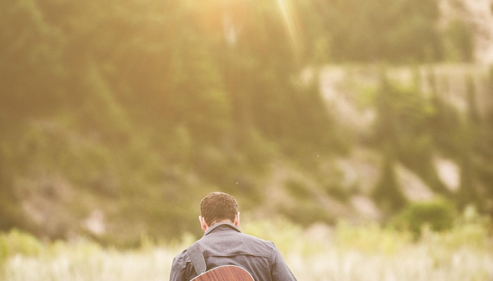 枪杀老师6岁孩子的母亲承认玩忽职守