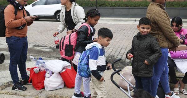 朝鲜发射了23枚导弹，引发了韩国的空袭警报