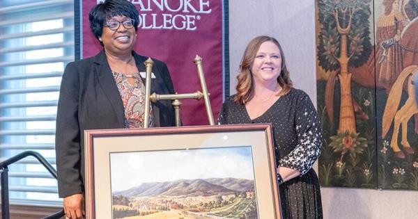 可用版本“人海大厅炸金花有挂么”详细开挂玩法