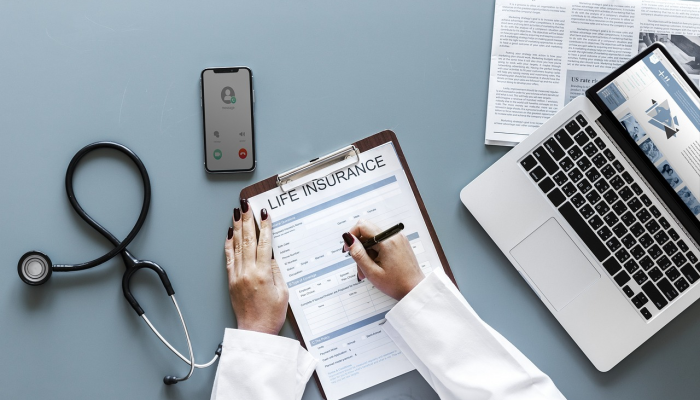 伤病缠身的特拉维斯·凯尔斯对从NFL退役的想法“超出了任何人的想象” 伤病缠身的特拉维斯·凯尔斯对从NFL退役的想法“超出了任何人的想象”