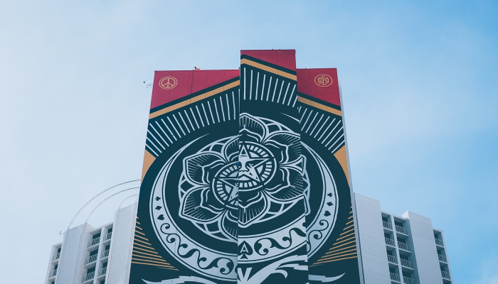 在索诺玛的塞拉大道上,“恶毒”的狗咬人,引起了人们的投诉 在索诺玛的塞拉大道上,“恶毒”的狗咬人,引起了人们的投诉