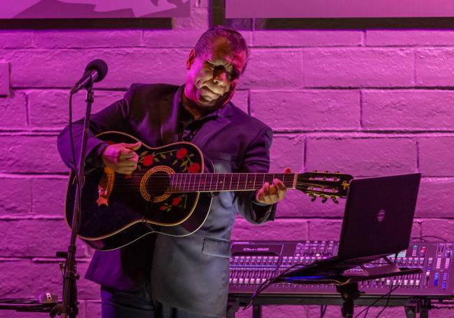 尹候选人的支持率为36.3%，连续5周下降