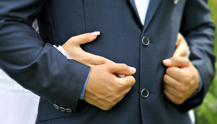 推特重新为一些账户推出了“官方”徽章，此前它曾表示不会添加徽章