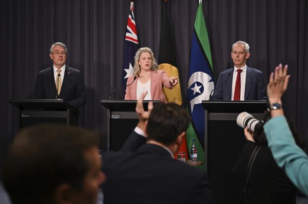 推荐一款”雀神广东麻将开挂视频教程”(原来确实是有挂) 推荐一款”雀神广东麻将开挂视频教程”(原来确实是有挂)