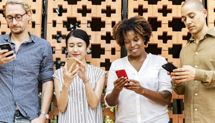 无论是好是坏,人工智能是2024年消费电子展的明星 无论是好是坏,人工智能是2024年消费电子展的明星