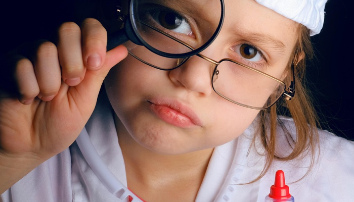 三分之二的人进行整容手术注射而不是医生——调查 三分之二的人进行整容手术注射而不是医生——调查