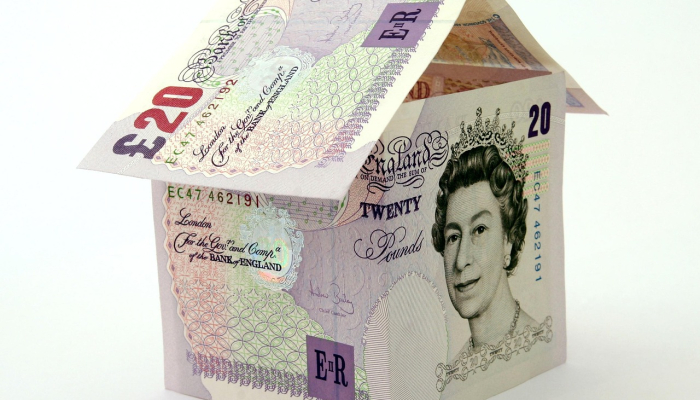 威廉王子承认，他不知道自己在银行里有多少现金