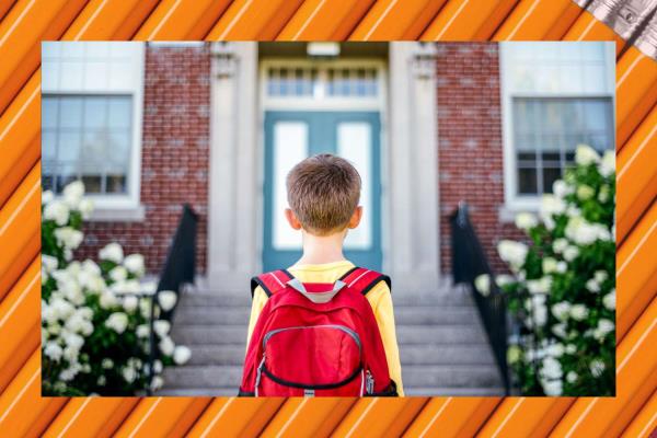 (导语)诗人金惠顺的《幻痛之翼》获得了国家图书奖 (导语)诗人金惠顺的《幻痛之翼》获得了国家图书奖