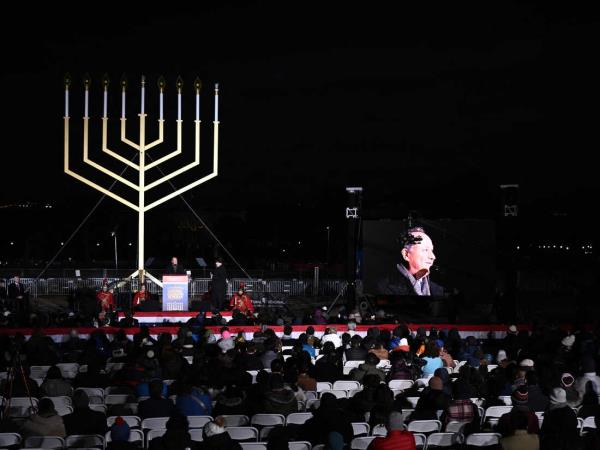 国葬为巴拉西举行，AFL重命名杯赛