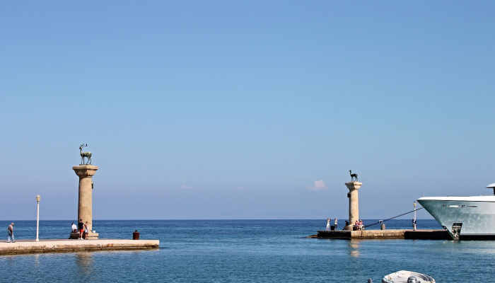 建造世界上最大的光学装置：巨型麦哲伦望远镜最后的镜面制造开始