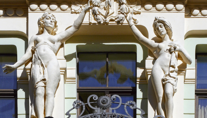 “艺术世界的印第安纳琼斯”复原了六幅历史画作