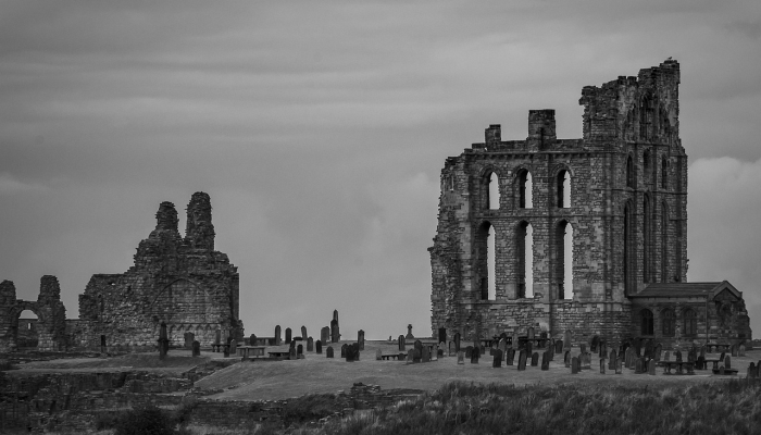 培训阿黛尔和艾米·怀恩豪斯的新英国学校在布拉德福德开办