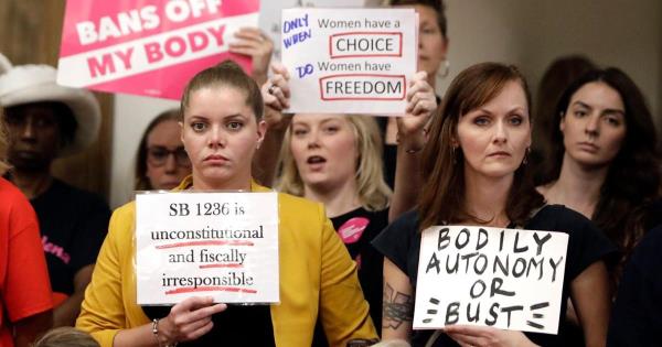 1分钟学会“吉祥麻将外卦神器通用版”(曝光透视必备猫腻) 1分钟学会“吉祥麻将外卦神器通用版”(曝光透视必备猫腻)